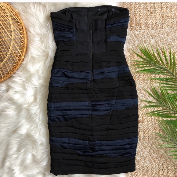 Black and blue Alice + Olivia strapless dress - Picture 8 of 8